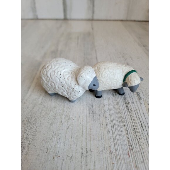 Mini rustic farm sheep animal figure xmas decor - Picture 2 of 5